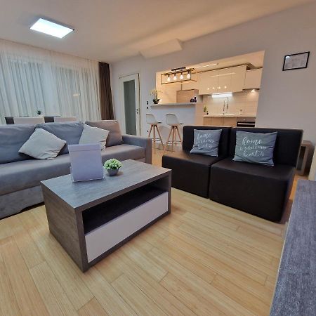 Residence-Apartment-Giuliano-Punta Skala, Petrcane Ngoại thất bức ảnh