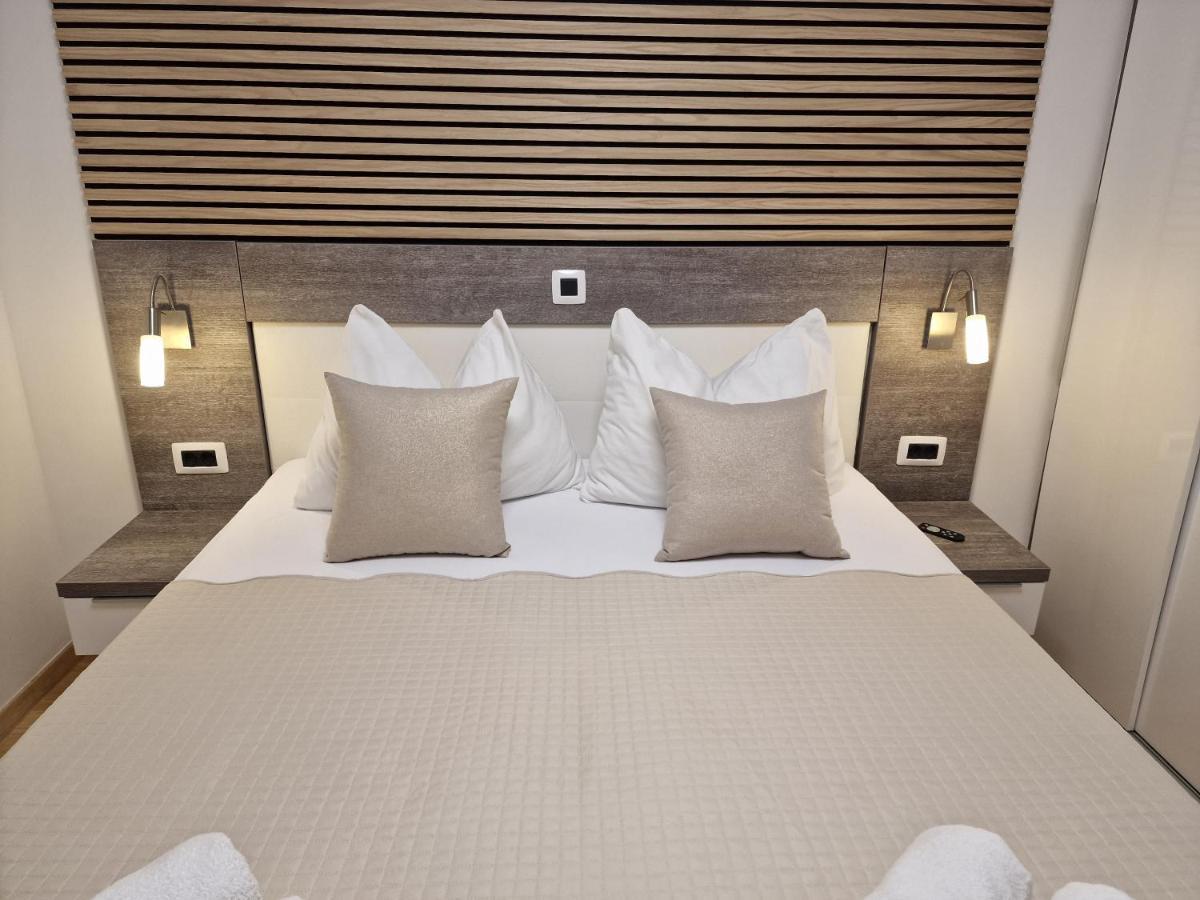 Residence-Apartment-Giuliano-Punta Skala, Petrcane Ngoại thất bức ảnh